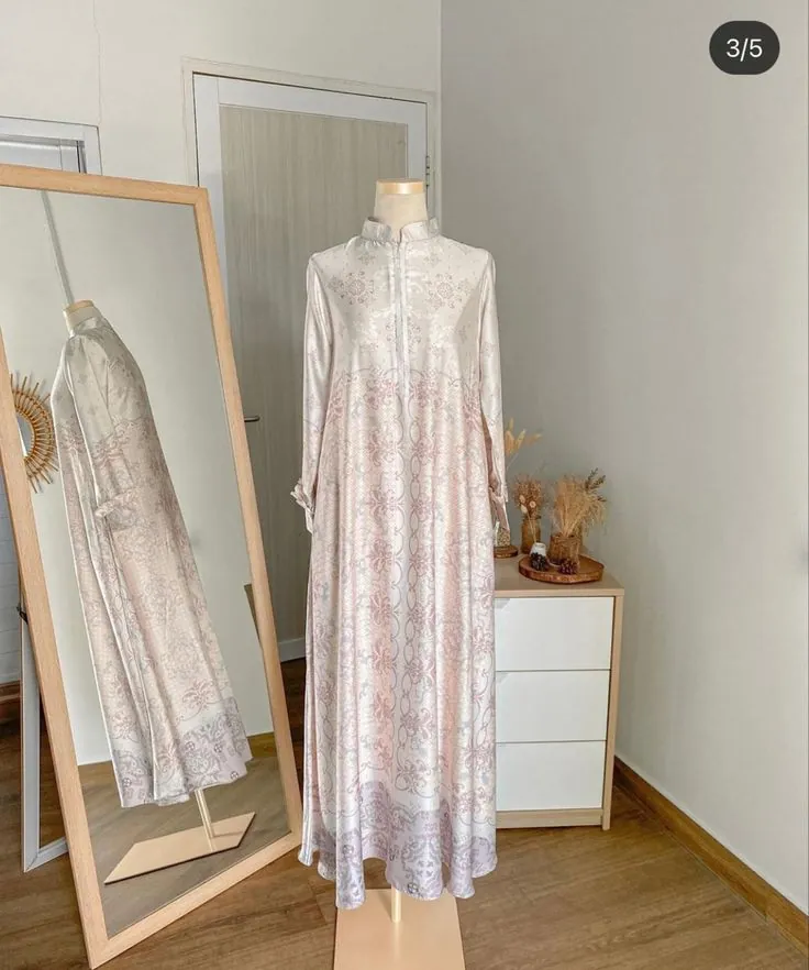 Gamis kaftan motif print pastel